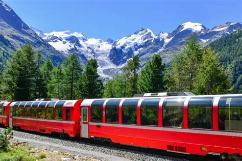 streckenverlauf bernina express strecke|Bernina Express 2025: Ihr Guide für Zug, Strecke und Tickets